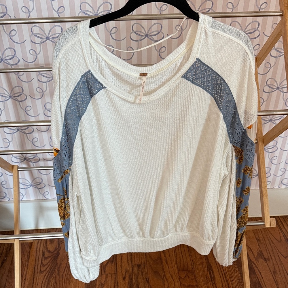 Free People White and Blue Blouse with Floral Accents